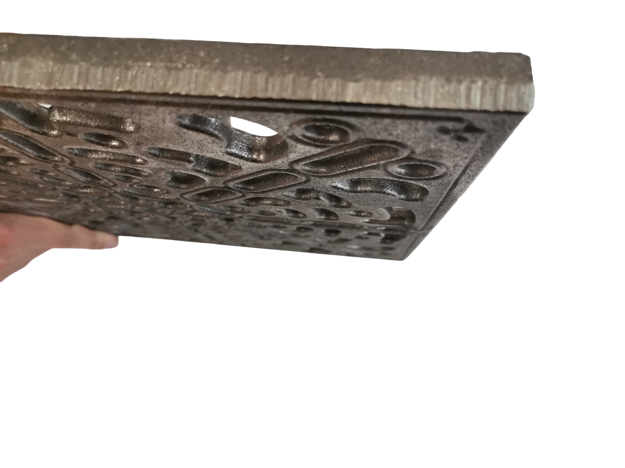 GRIGLIA DI AERAZIONE IN GHISA CM. 30x30 SP. 1,5 - immagine 2