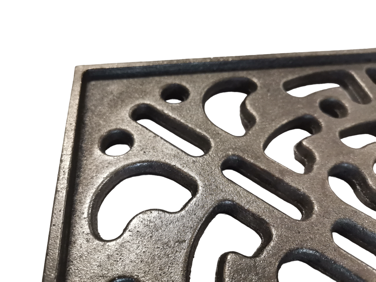 GRIGLIA DI AERAZIONE IN GHISA CM. 30x30 SP. 1,5 - immagine 6