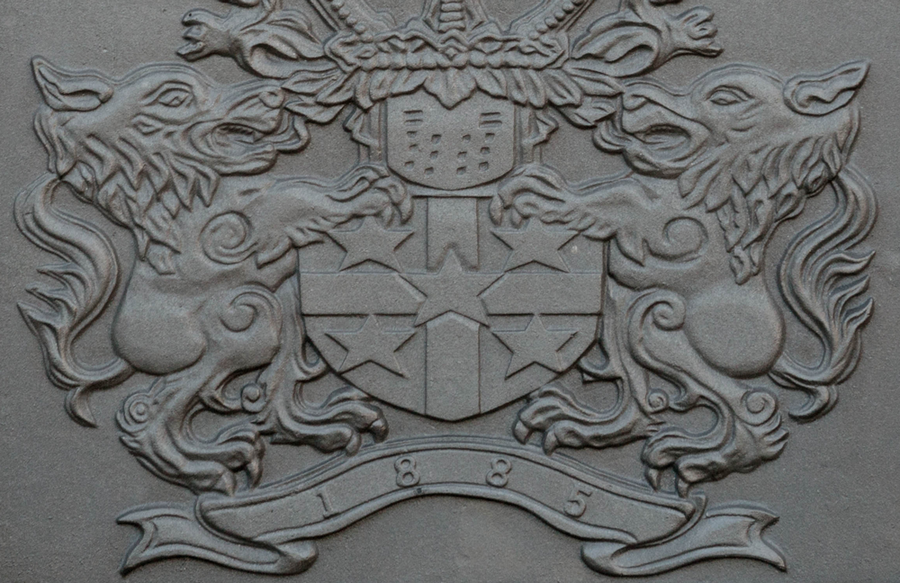 Lastra in ghisa Leone